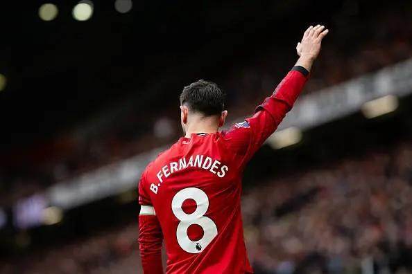 开云赛事-【英超】B费超贝帅助攻纪录 曼联3比1维拉稳在前三